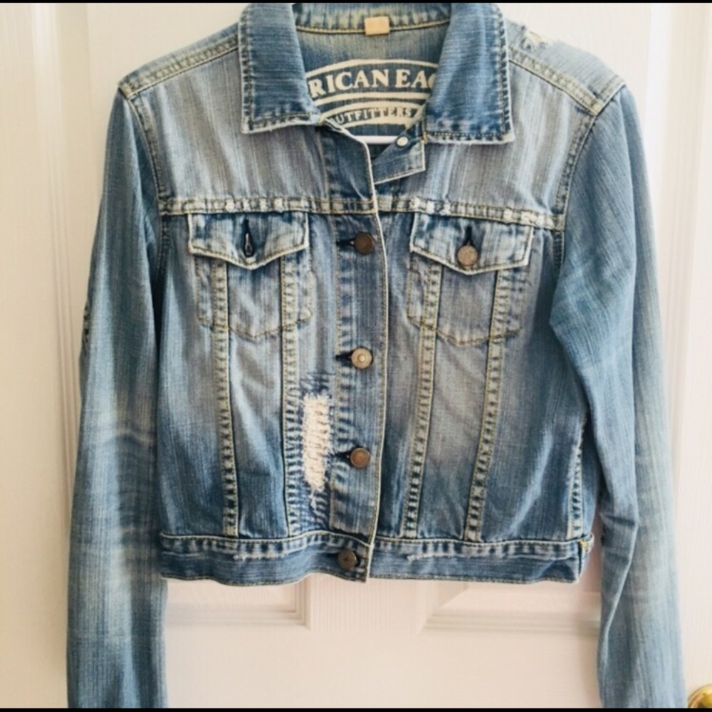 American Eagle Cropped Jean Jacket